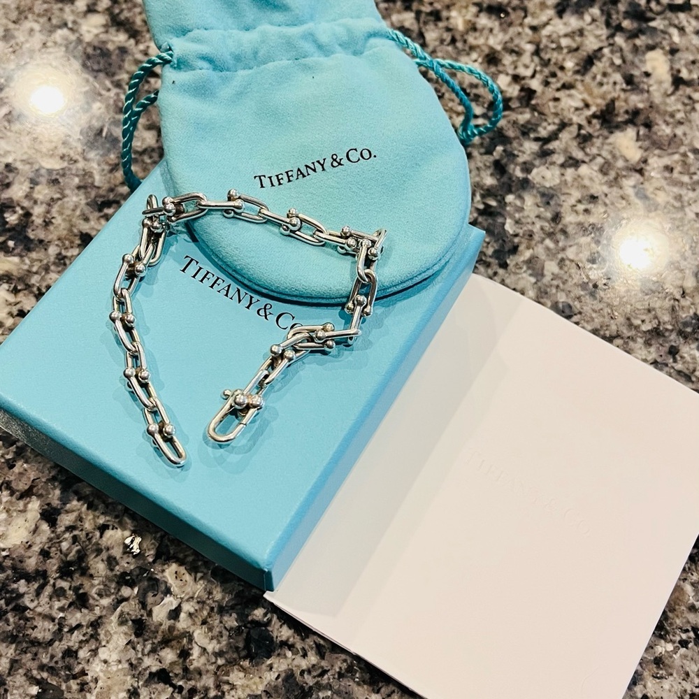 Tiffany & Co. Silver HardWare bracelet 8’